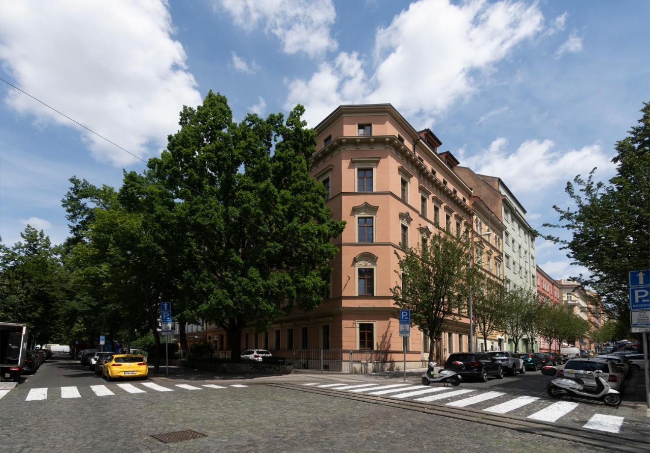 Bohemian Dreams Apartments And Suites By Dwellfort Prag Exterior foto