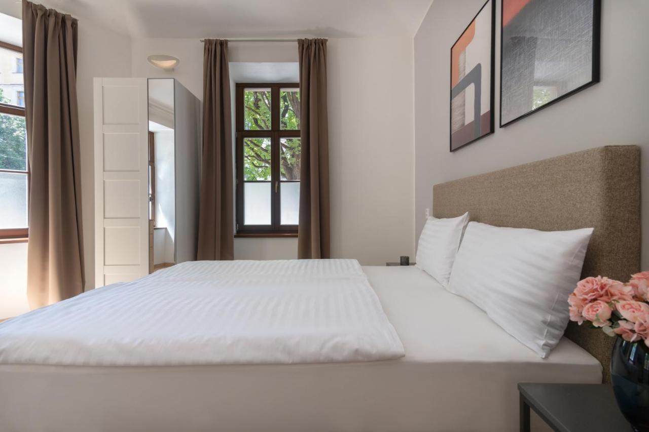 Bohemian Dreams Apartments And Suites By Dwellfort Prag Exterior foto