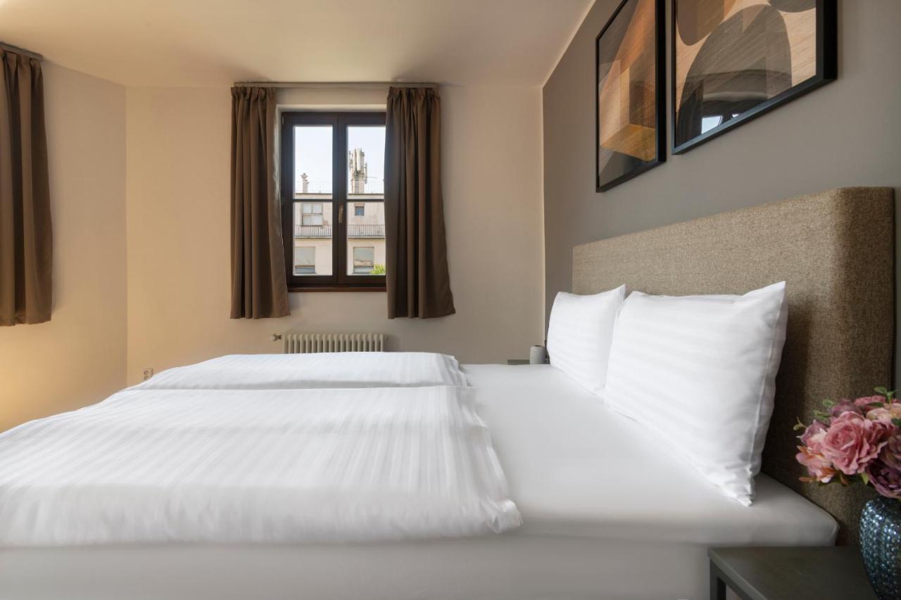Bohemian Dreams Apartments And Suites By Dwellfort Prag Exterior foto