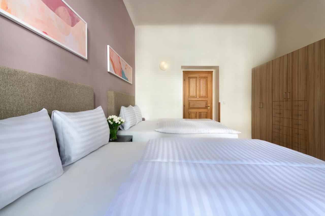 Bohemian Dreams Apartments And Suites By Dwellfort Prag Exterior foto