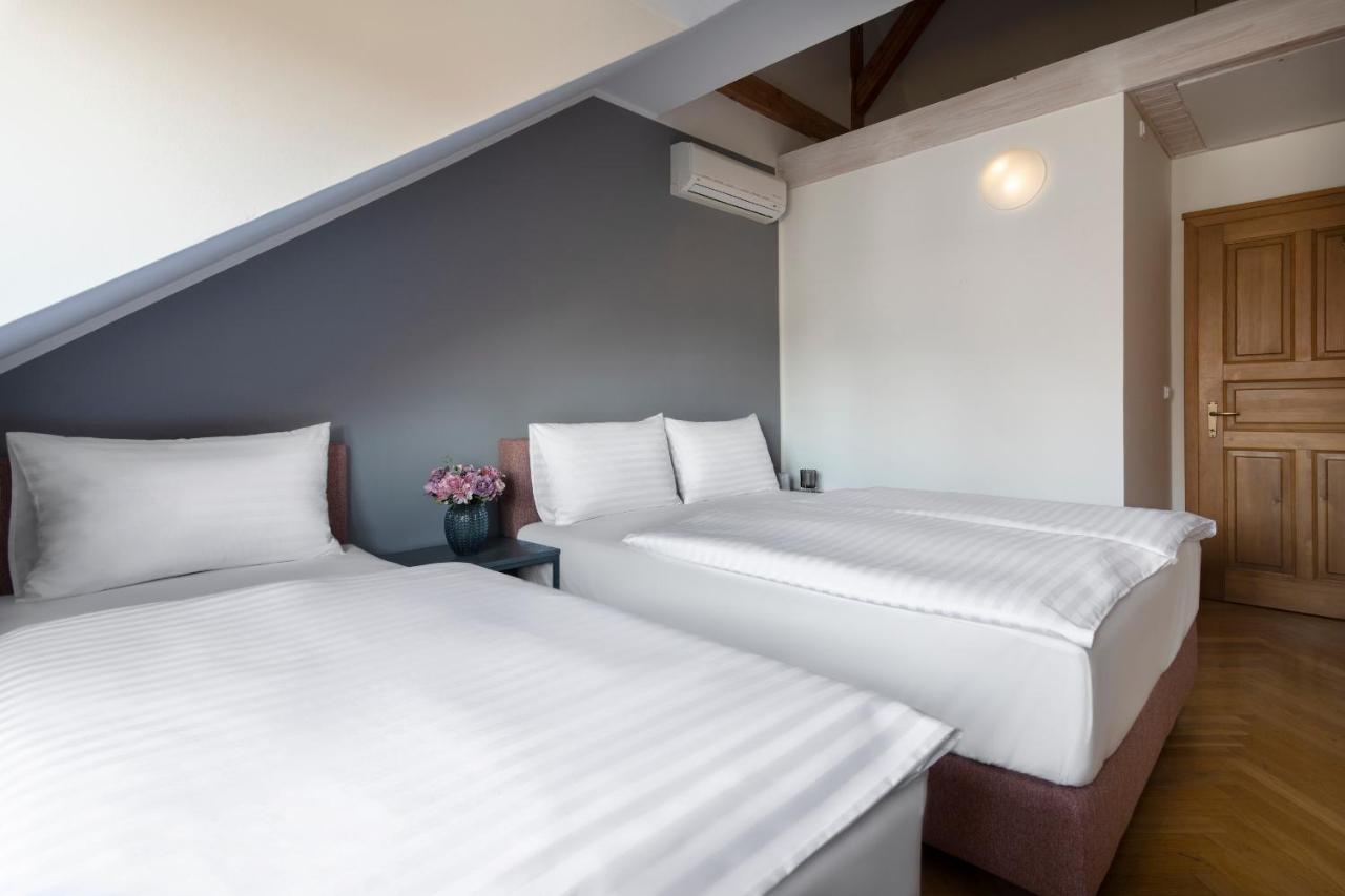 Bohemian Dreams Apartments And Suites By Dwellfort Prag Exterior foto