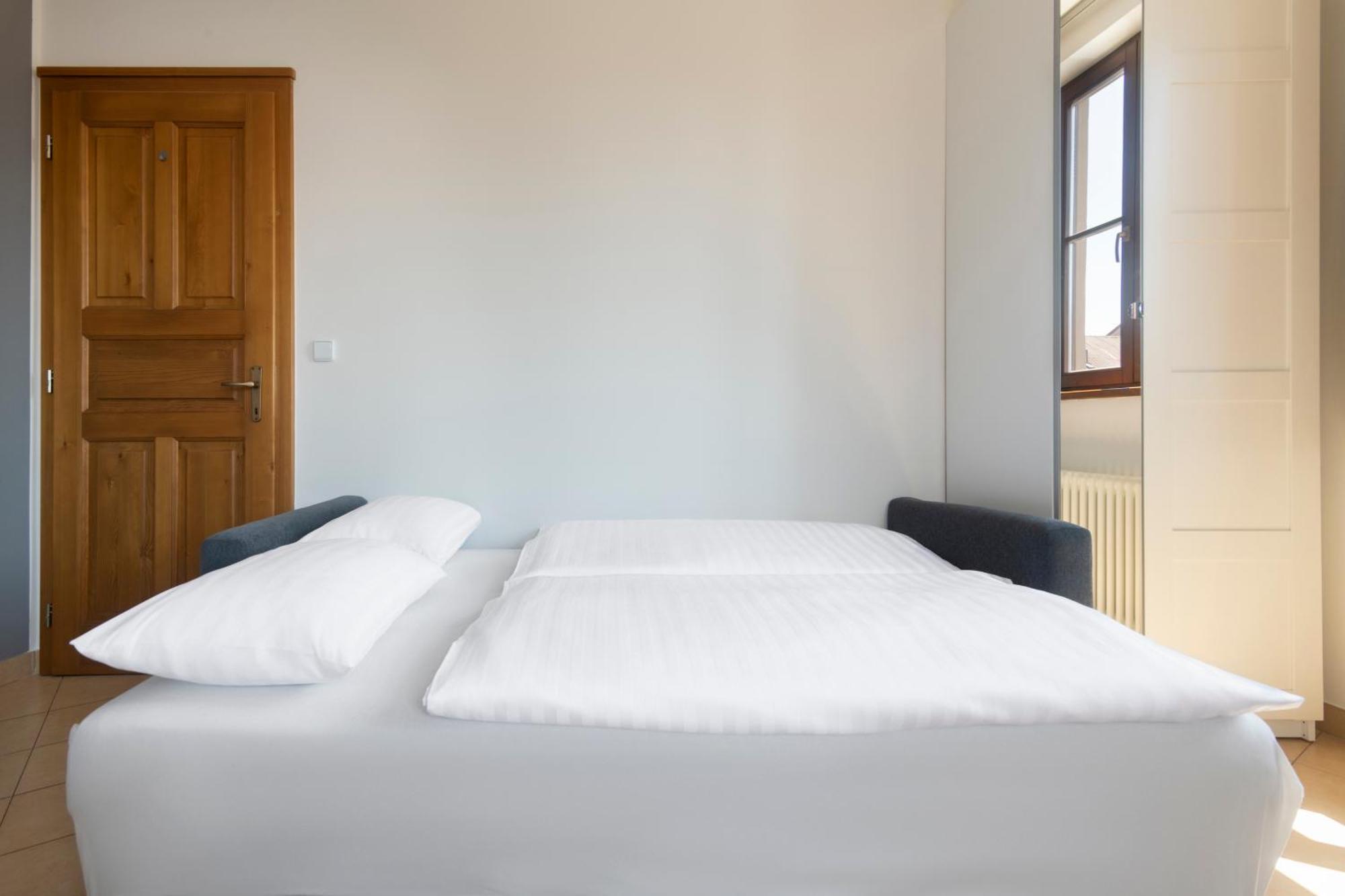 Bohemian Dreams Apartments And Suites By Dwellfort Prag Zimmer foto