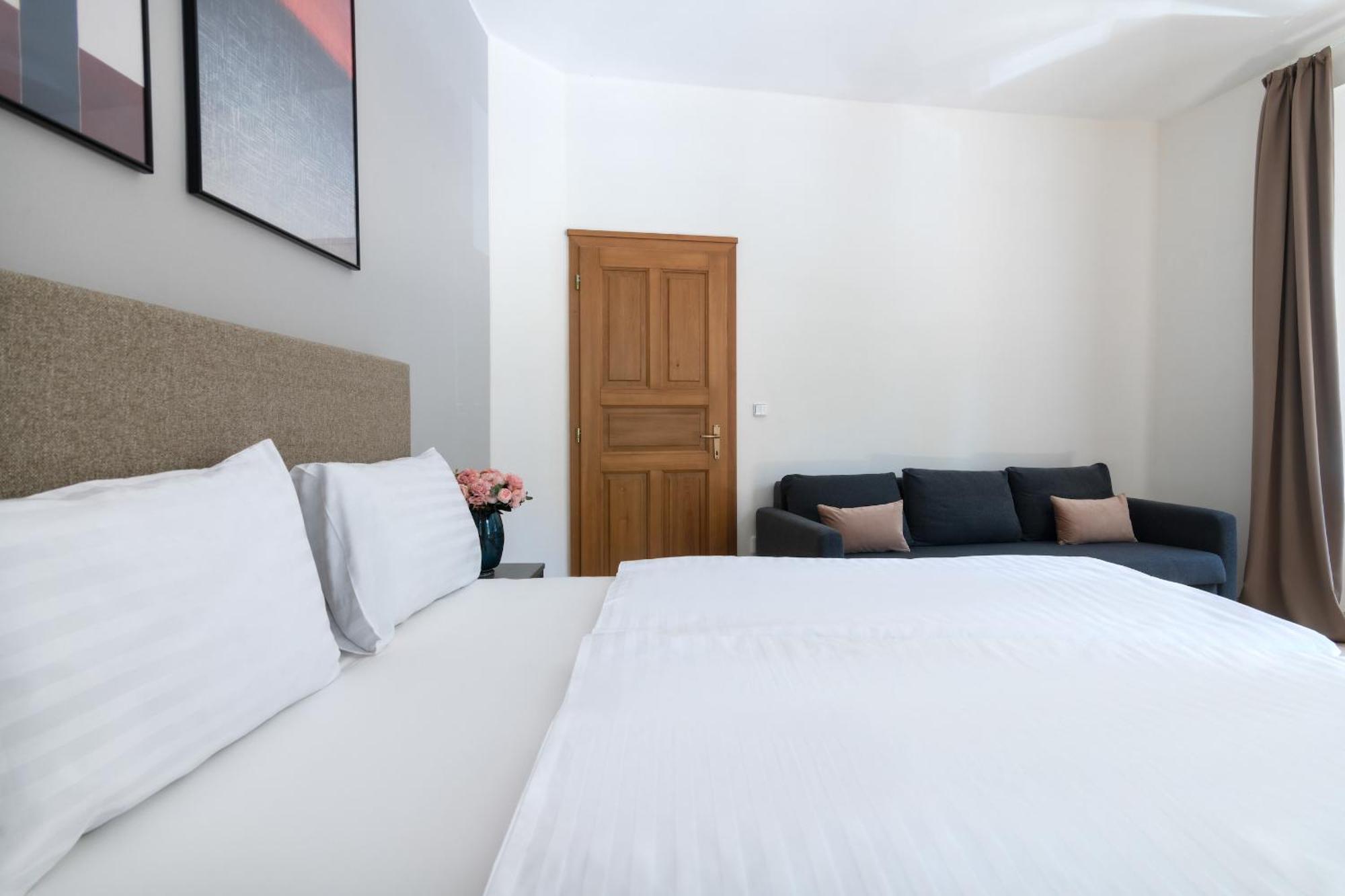 Bohemian Dreams Apartments And Suites By Dwellfort Prag Zimmer foto